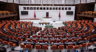 TBMM'de kamu denetçisi seçimi yapıldı