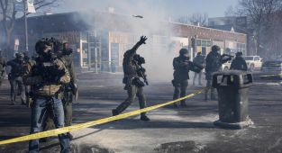 ABD'de ICE polisi bir kişiyi daha vurdu