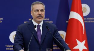Bakan Fidan, Yunan ve Özbek mevkidaşları ile görüştü
