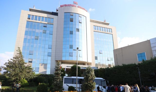 Bayrampaşa Belediyesine yönelik yolsuzluk soruşturmasında 8 zanlı tutuklandı