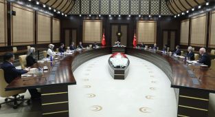 Cumhurbaşkanı Erdoğan, Cumhurbaşkanlığı Politika Kurullarının başkanvekillerini kabul etti