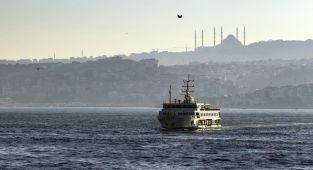 İstanbul'da tüm vapur seferleri iptal edildi