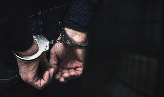 Kardeşinin kimliğiyle gizlenen FETÖ firarisi yakalandı