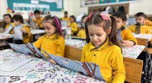 Okullarda yarıyıl tatili için karne zili 16 Ocak'ta çalacak