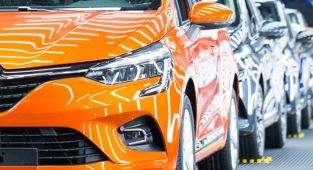 Otomotiv sektörü 2026'da 43 milyar dolarlık ihracat hedefliyor