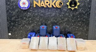 Büyükçekmece'de 284 kilo uyuşturucu ele geçirildi