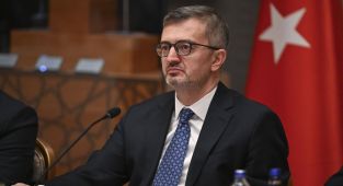 İletişim Başkanı Duran, yazar Alev Alatlı'yı andı