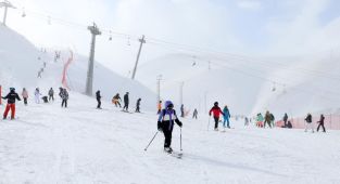 Kayak merkezlerinde en fazla kar Palandöken'de