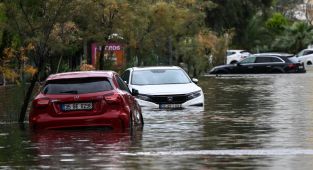 Meteoroloji'den kritik uyarı: Sel, su baskını ve fırtınaya dikkat