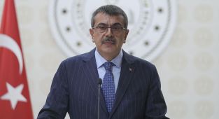 Okullarda tatil takvimi değişiyor mu? Bakan Tekin duyurdu