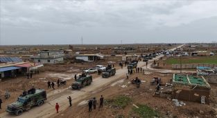 Suriye ordusu, mutabakat kapsamında Haseke kenti çevresinden çekilmeye başladı