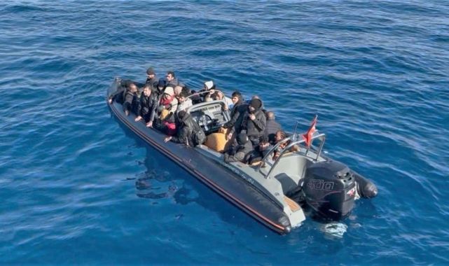 Aydın'da 2 göçmen kaçakçısı ile 101 düzensiz göçmen yakalandı