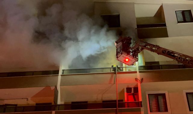 Bursa'da 5 katlı binada çıkan yangın söndürüldü