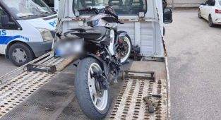 Dur ihtarına uymayan motosikletliye ve sahibine 285 bin lira ceza