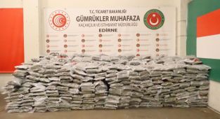 Kapıkule'de 1,4 ton uyuşturucu ele geçirildi