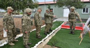 Kara Kuvvetleri Komutanı Tokel, KKTCde