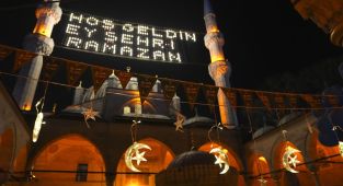 Ramazan ayının iki kez başlayacağı 2030'da 36 gün oruç tutulacak