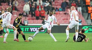 Samsunspor, Rayo Vallecano'ya evinde mağlup oldu