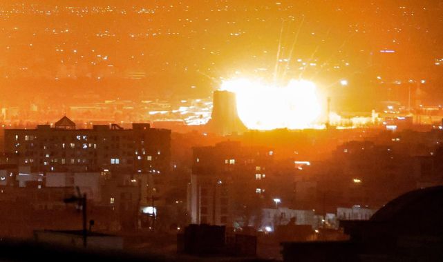 Tahran'da en az 460 ölü, 4 binden fazla yaralı