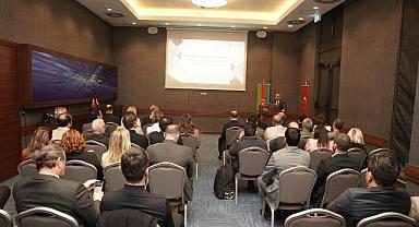 Azerbaycan yatırım fırsatları İzmir’de masaya yatırıldı