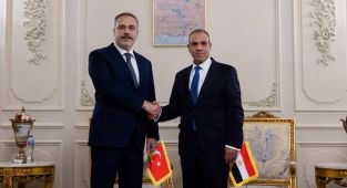 Bakan Fidan Mısırlı mevkidaşı ile görüştü