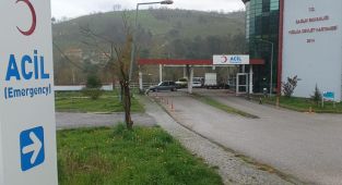 Düzce'de 5 kişi soba zehirlenmesi nedeniyle hastaneye kaldırıldı
