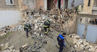 Gaziantep'te sağanak sonrası ev çöktü