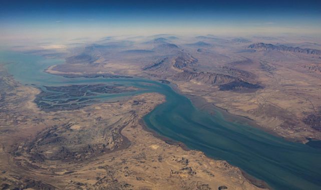 Hürmüz: Savaş ile barışın arasındaki 33 kilometre