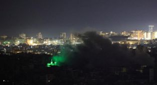 İşgalci İsrail'in gece boyu Lübnan'a düzenlediği saldırılarda 3 kişi hayatını kaybetti