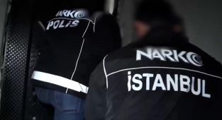 İstanbul'da zehir tacirlerine operasyon: 19 gözaltı