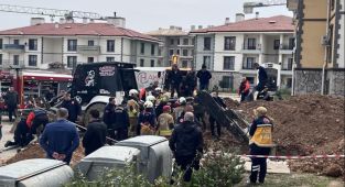 Manisa'da göçük altında kalan işçi öldü