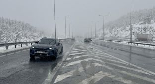 Anadolu Otoyolu'nun Ankara kesiminde kar yağışı