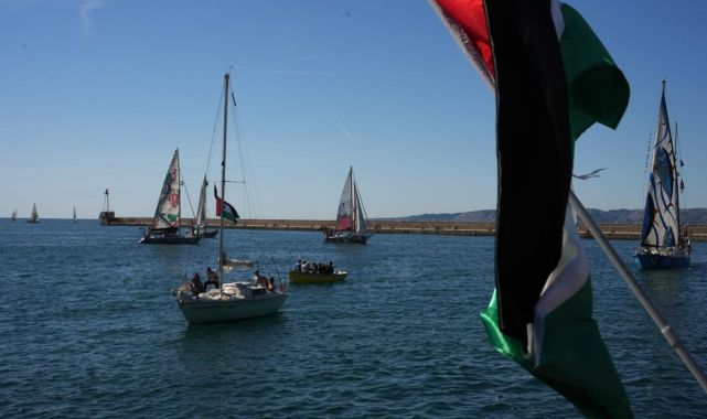 Haydut İsrail, uluslararası sularda Küresel Sumud Filosu'na saldırıyor