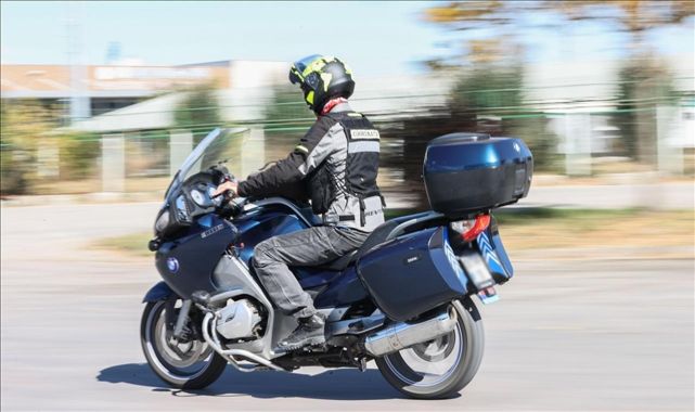 Motosiklet kazalarını azaltmak için düğmeye basıldı