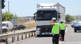 Tekirdağ'da ağır tonajlı araçlara İstanbul yönü kısıtlaması