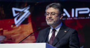Bakan Yumaklı: Tarımda başarının anahtarı akıllı üretimden geçiyor
