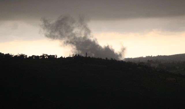 İşgalci İsrail'in Lübnan'a düzenlediği hava saldırılarında ölenlerin sayısı 11'e yükseldi
