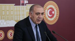 CHP İstanbul İl Kongresi davasında duruşma 16 Ekime ertelendi