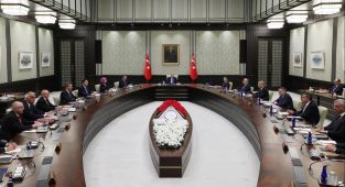 Kabine kritik başlıklarla toplanıyor: Terörsüz Türkiye, ekonomi ve bölgesel gelişmeler