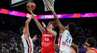 U17 Erkek Basketbol Milli Takımımız Dünya Kupası'nda yarı finalde