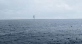Hopa açıklarında bulunan insansız deniz aracı kontrollü imha edildi