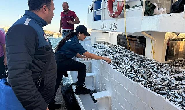 İzmir'de su ürünleri denetimleri aralıksız sürüyor
