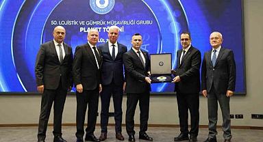 İZTO’da Dış Ticaretin Kahramanları Ödüllendirildi: Lojistikte 50 Yıllık Tecrübe